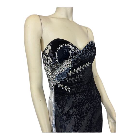 TERANI sweetheart strapless silk gown formal beads & jewels size 8 - Picture 4 of 15